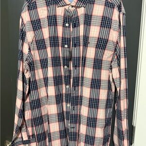 Men’s Tommy Hilfiger Button Up.  XL.  NWT